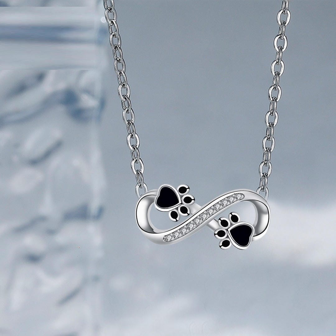 Collar de Zirconia con Huella de Pata Infinita