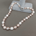 Collar de cuentas vibrantes