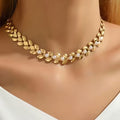 Collar de eslabones de hojas de perlas