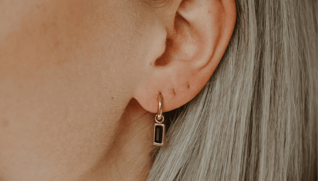 Pendientes Rectangulares Colgantes con Gema Brillante