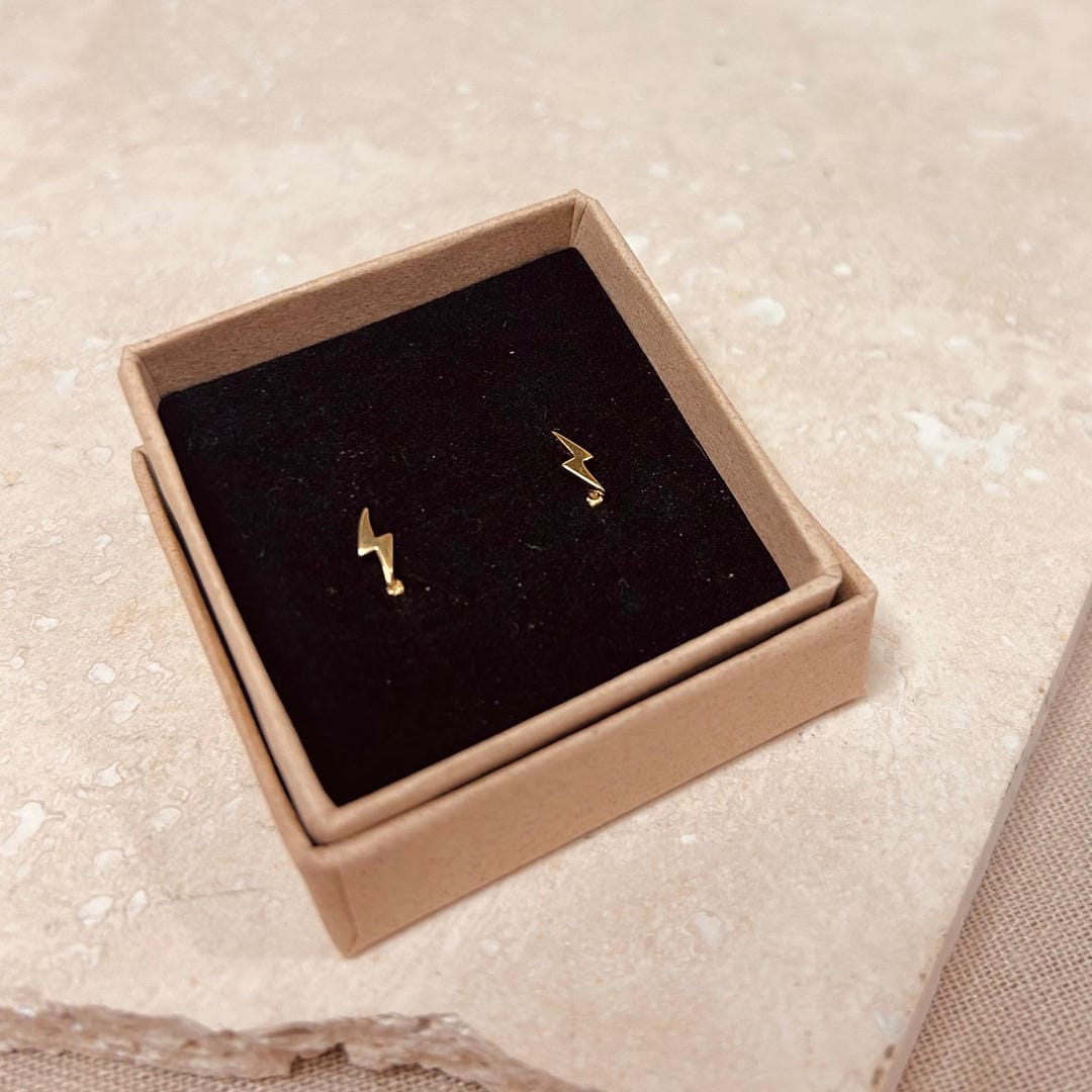 Aretes pequeños de rayo