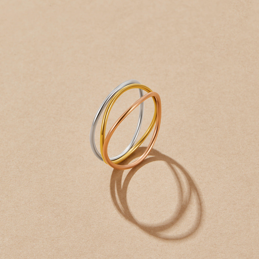 Anillo en capas de tres tonos Ayla