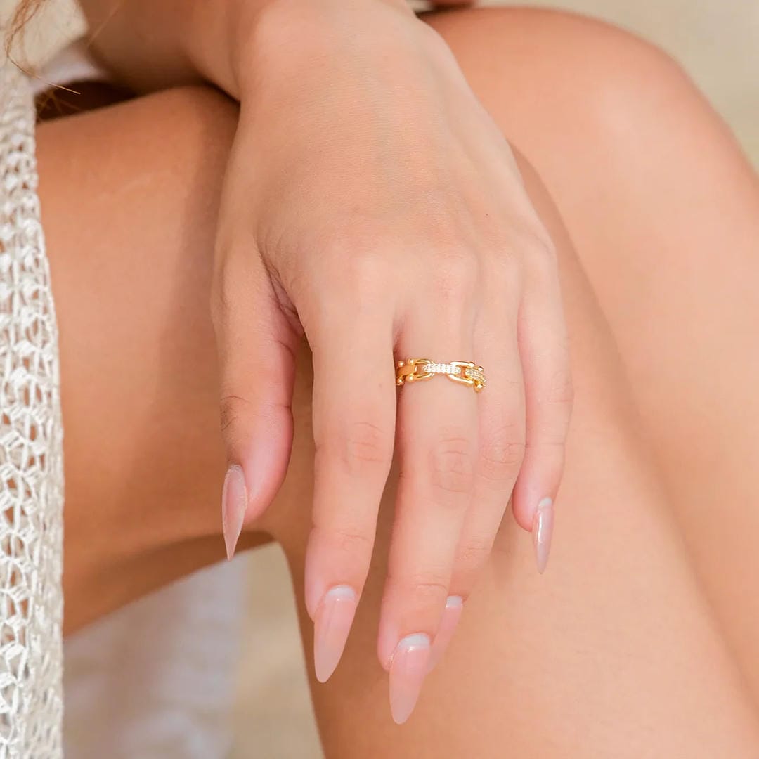 Anillo Abierto Deslumbrante de Cristal Dorado