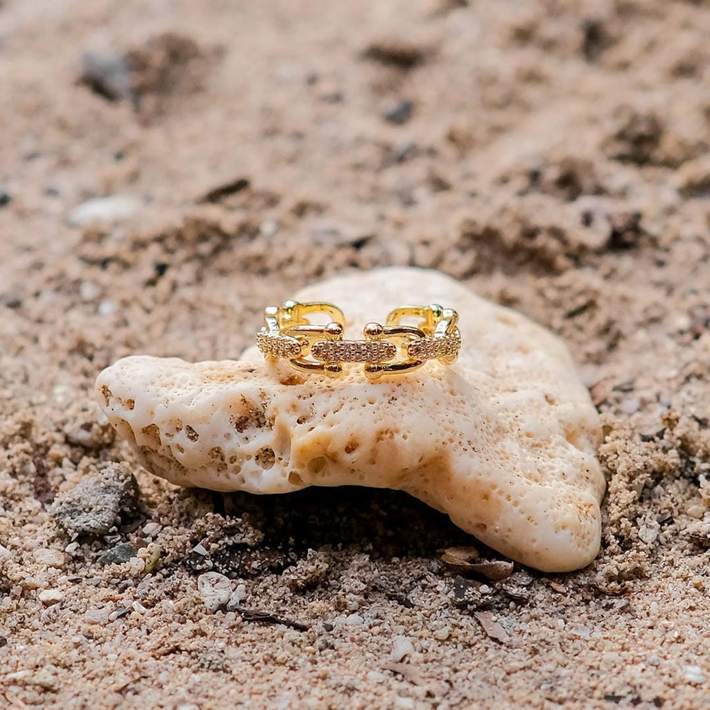 Anillo Abierto Deslumbrante de Cristal Dorado
