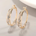 Elegantes pendientes de aro brillantes
