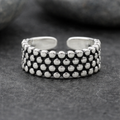 Anillo vintage de plata de ley con lunares