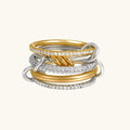 Elegante Anillo Llamativo de Cristales Apilados
