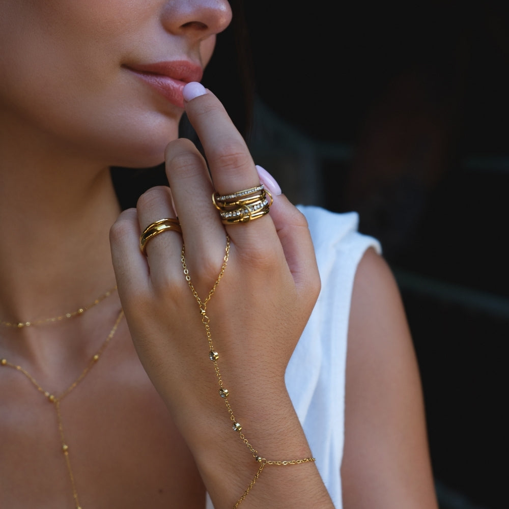 Anillo de oro y cristal "Forever"