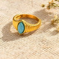 Anillo llamativo de oro con ópalo