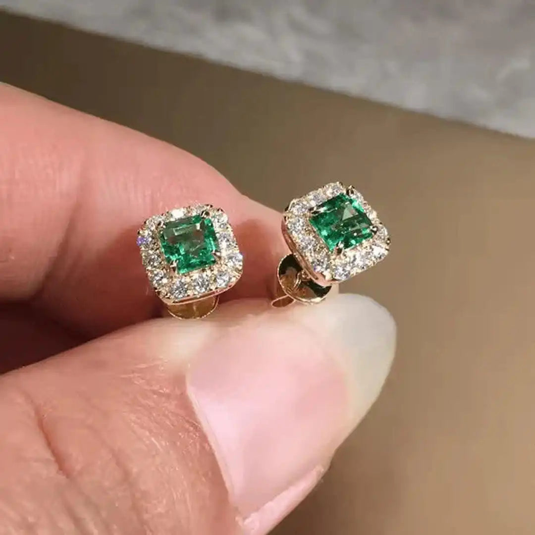 Pendientes de botón cuadrados de piedra esmeralda