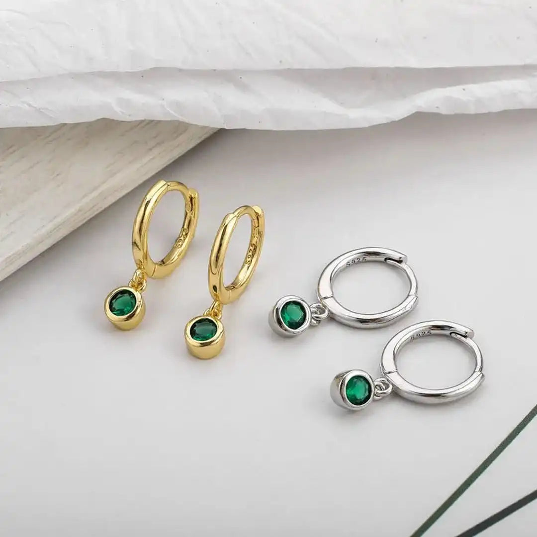Pendientes de circonita verde brillante