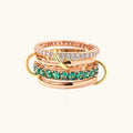 Anillo de oro rosa apilable de cristales brillantes