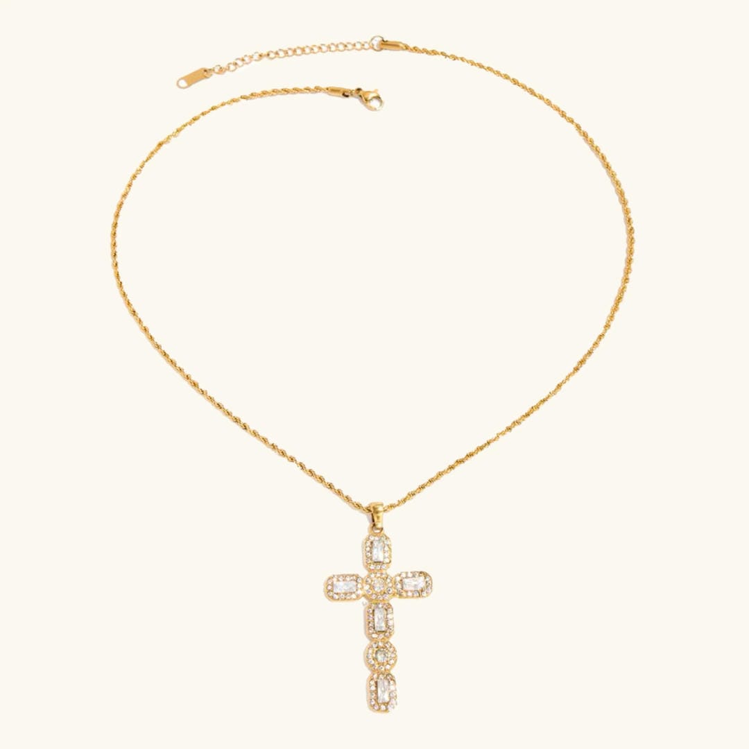 Collar Cruz de Oro Radiante
