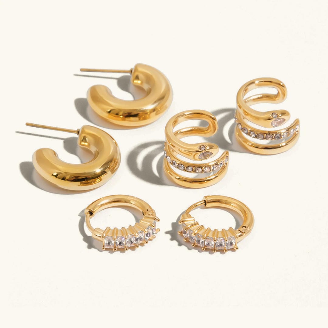 Lote de pendientes dorados Orielle Staple