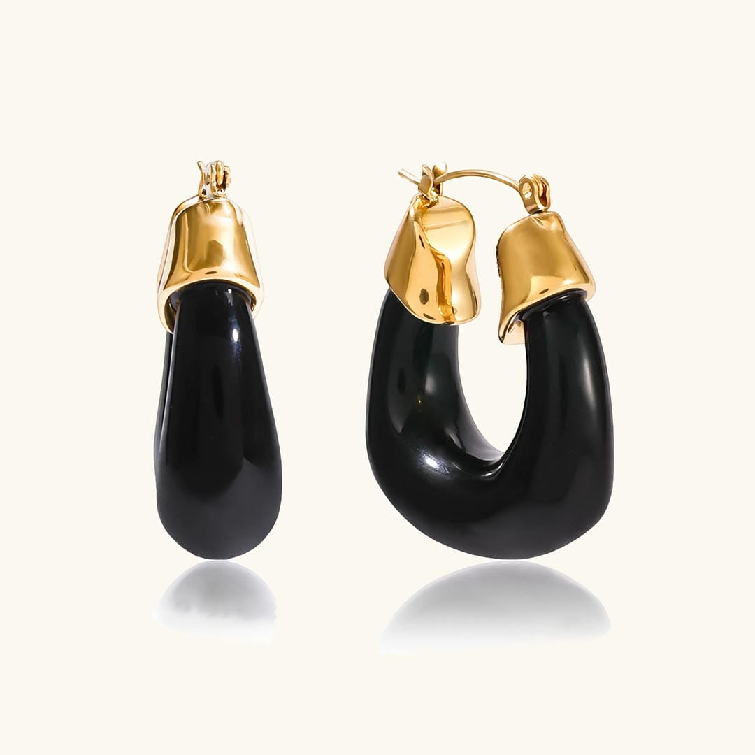 Pendientes Serene esmaltados de diseño robusto