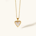 Collar con Colgante de Corazón Reluciente