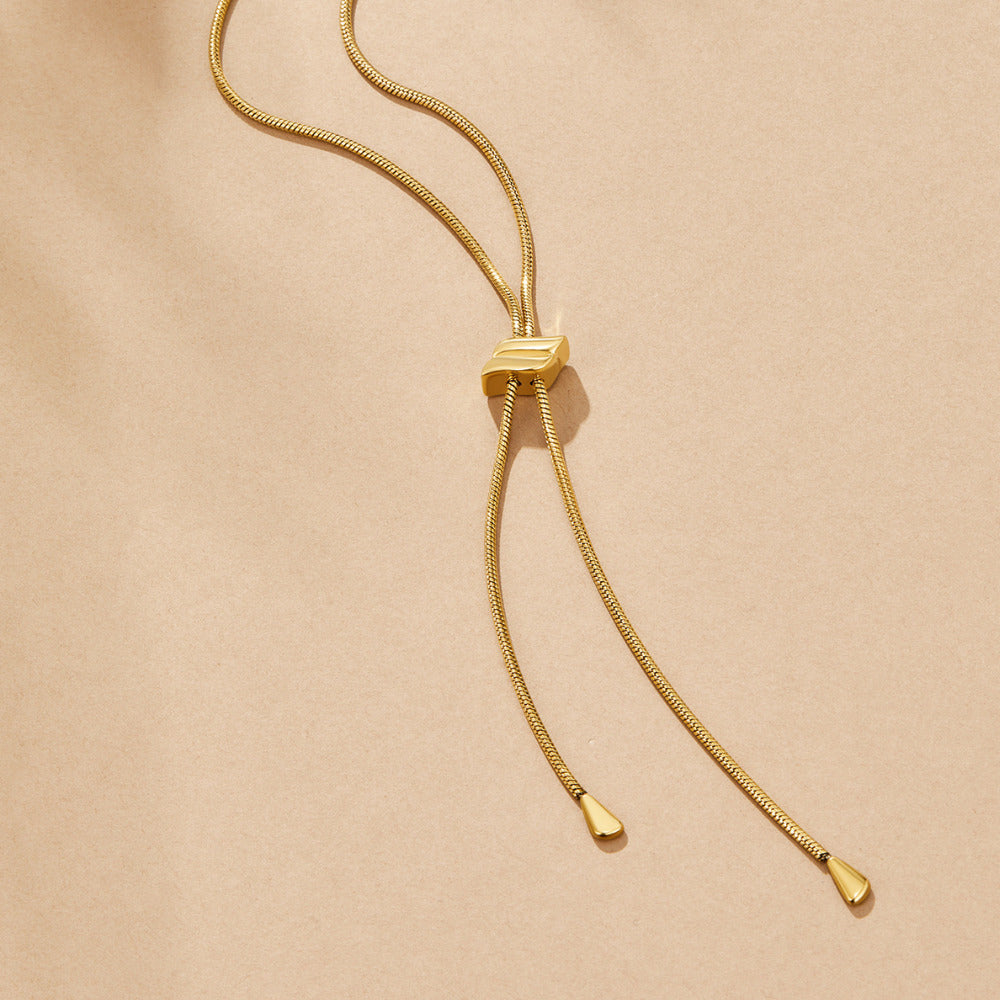 Collar largo Lola de oro de 18K