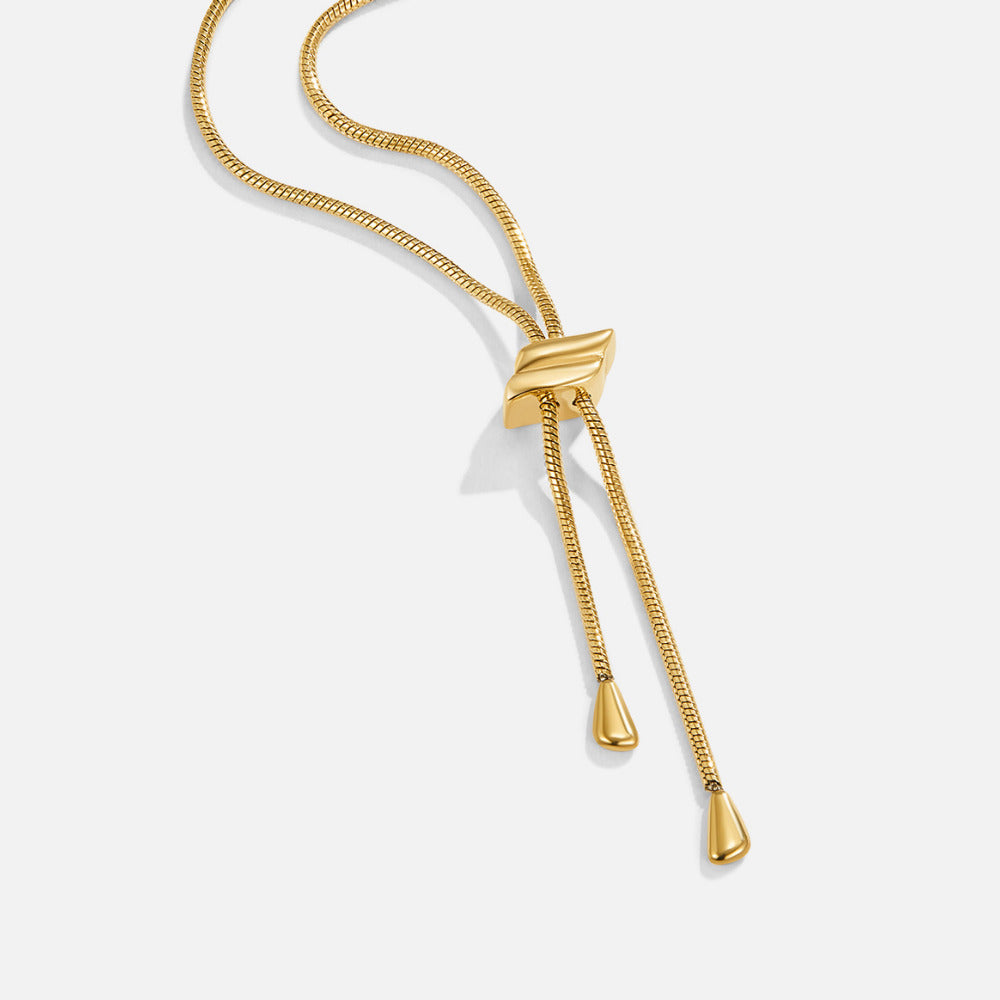 Collar largo Lola de oro de 18K