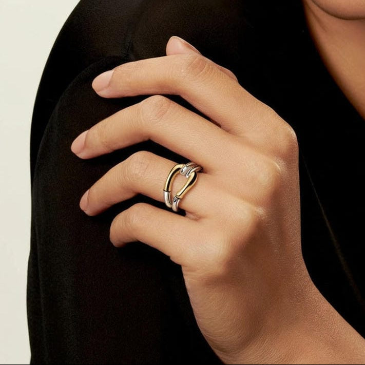 Anillo Anudado Vintage en Oro y Plata