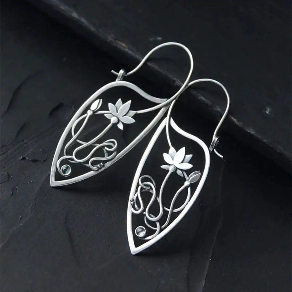 Pendientes elegantes de flor de loto