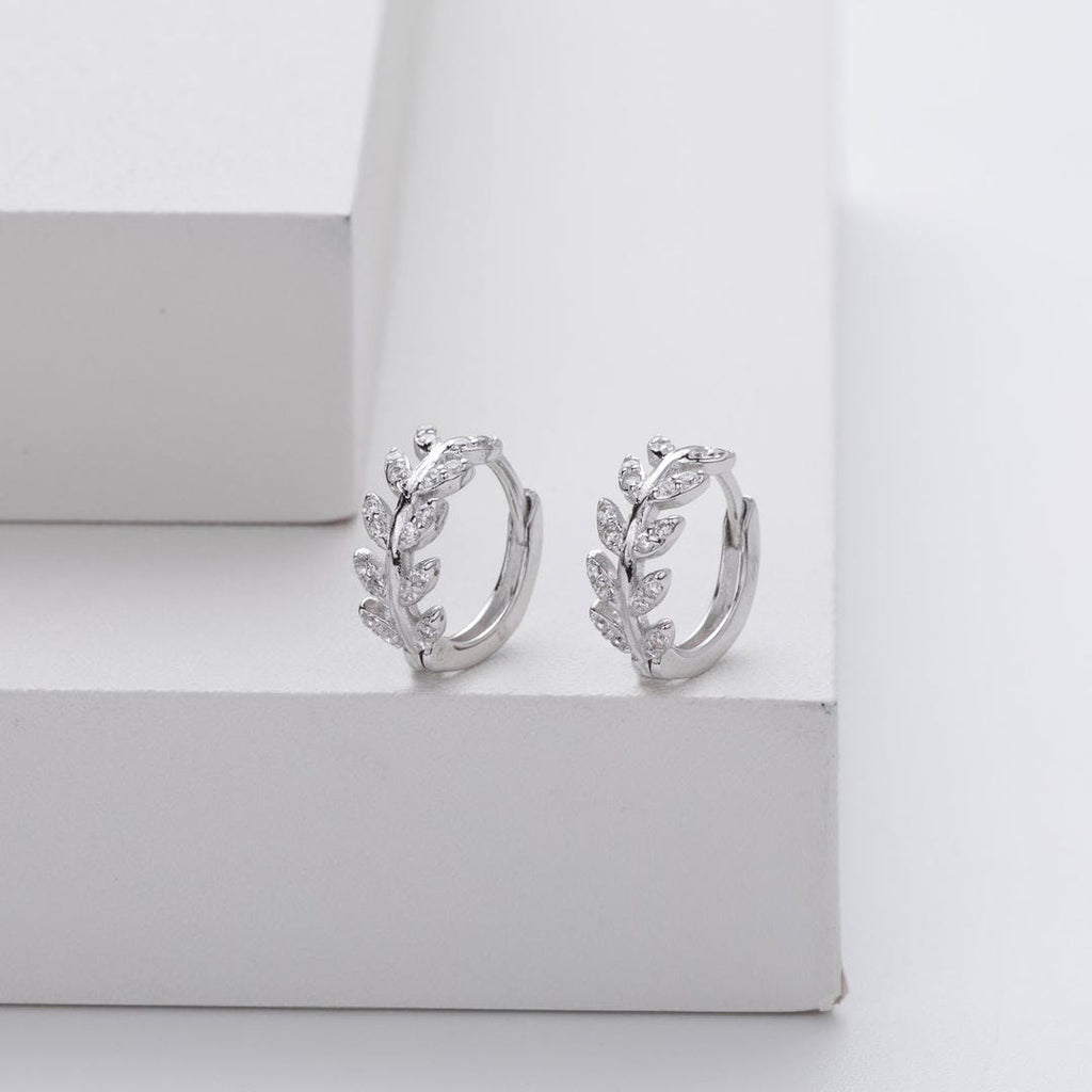Pendientes de aro con hojas de plata