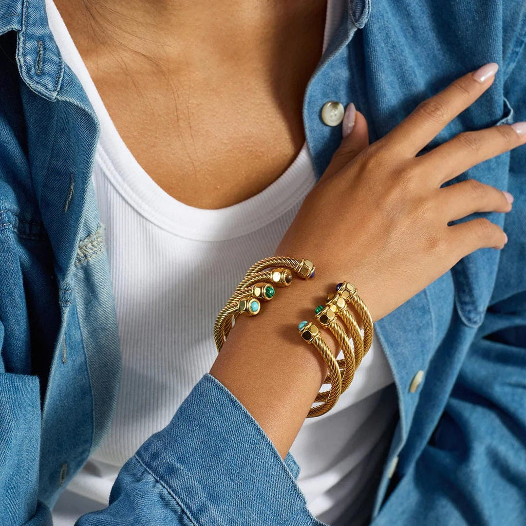 Pulsera de oro con gema