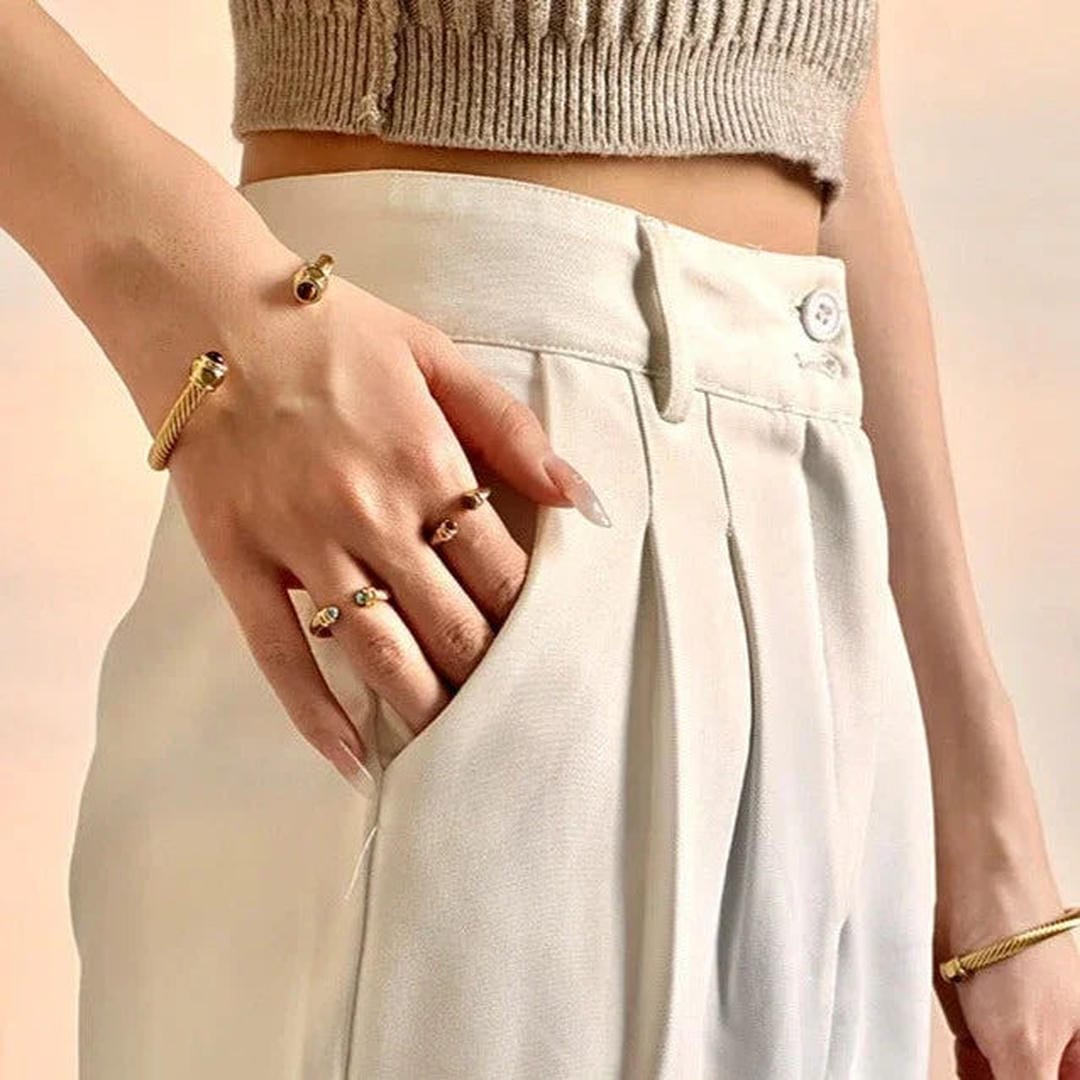 Pulsera de oro con gema