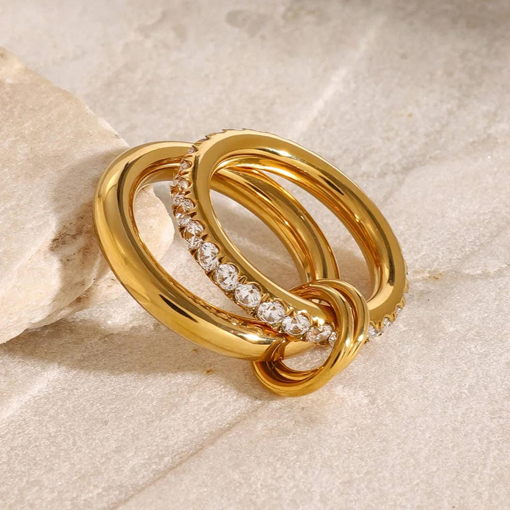 Anillo deslumbrante de múltiples capas con cristales Alison