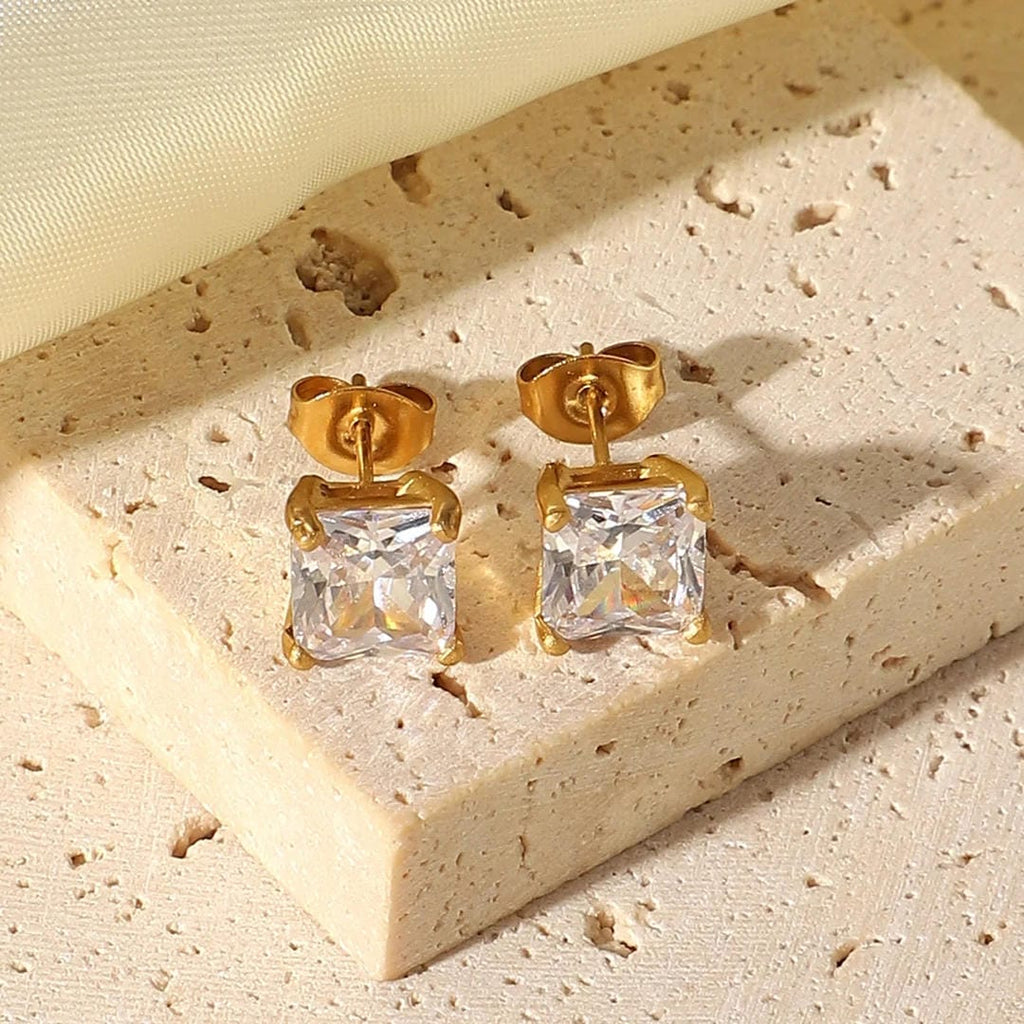 Pendientes Etéreos de Oro Brillante