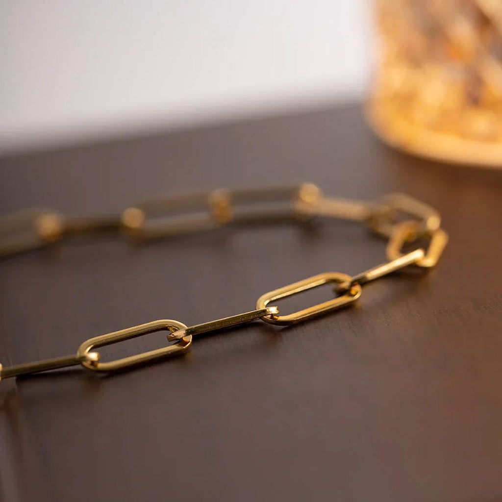 Collar de cadena de eslabones atemporales de oro