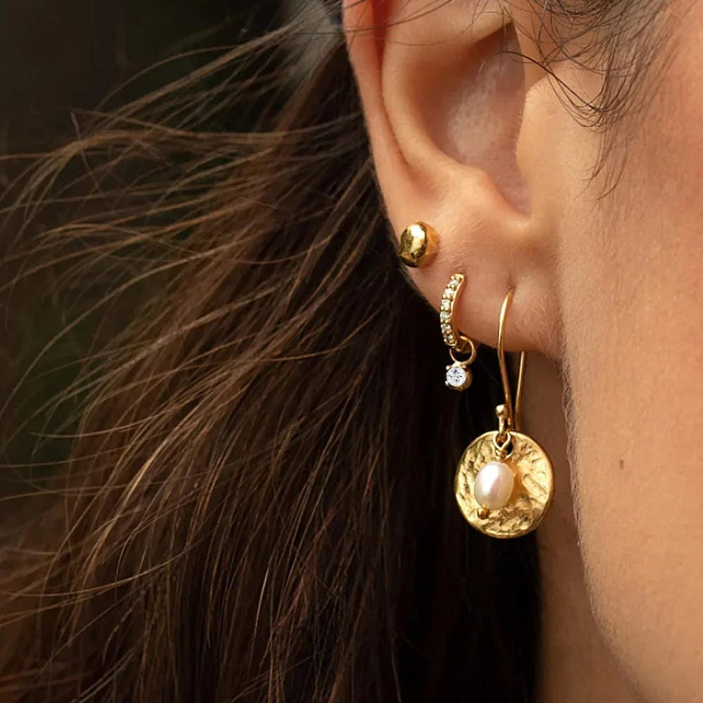Aros de cristal con acento moderno