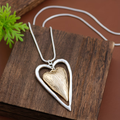 Collar con colgante de corazón de plata y oro mate