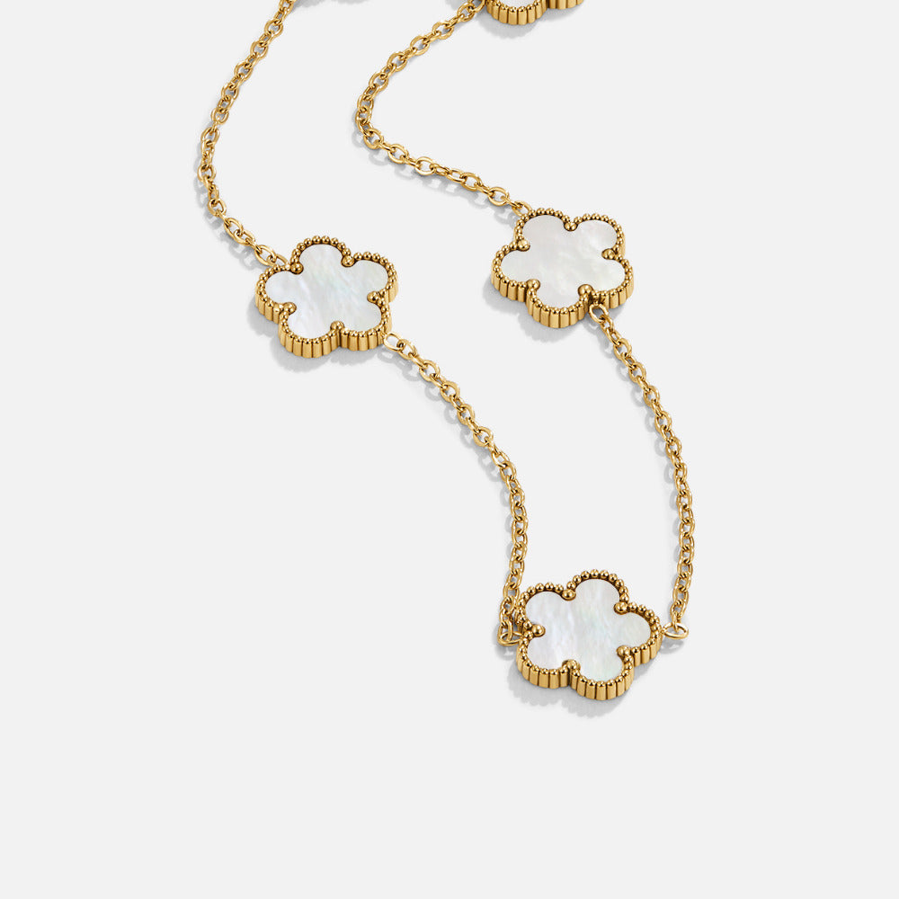 Collar de trébol de concha de nácar