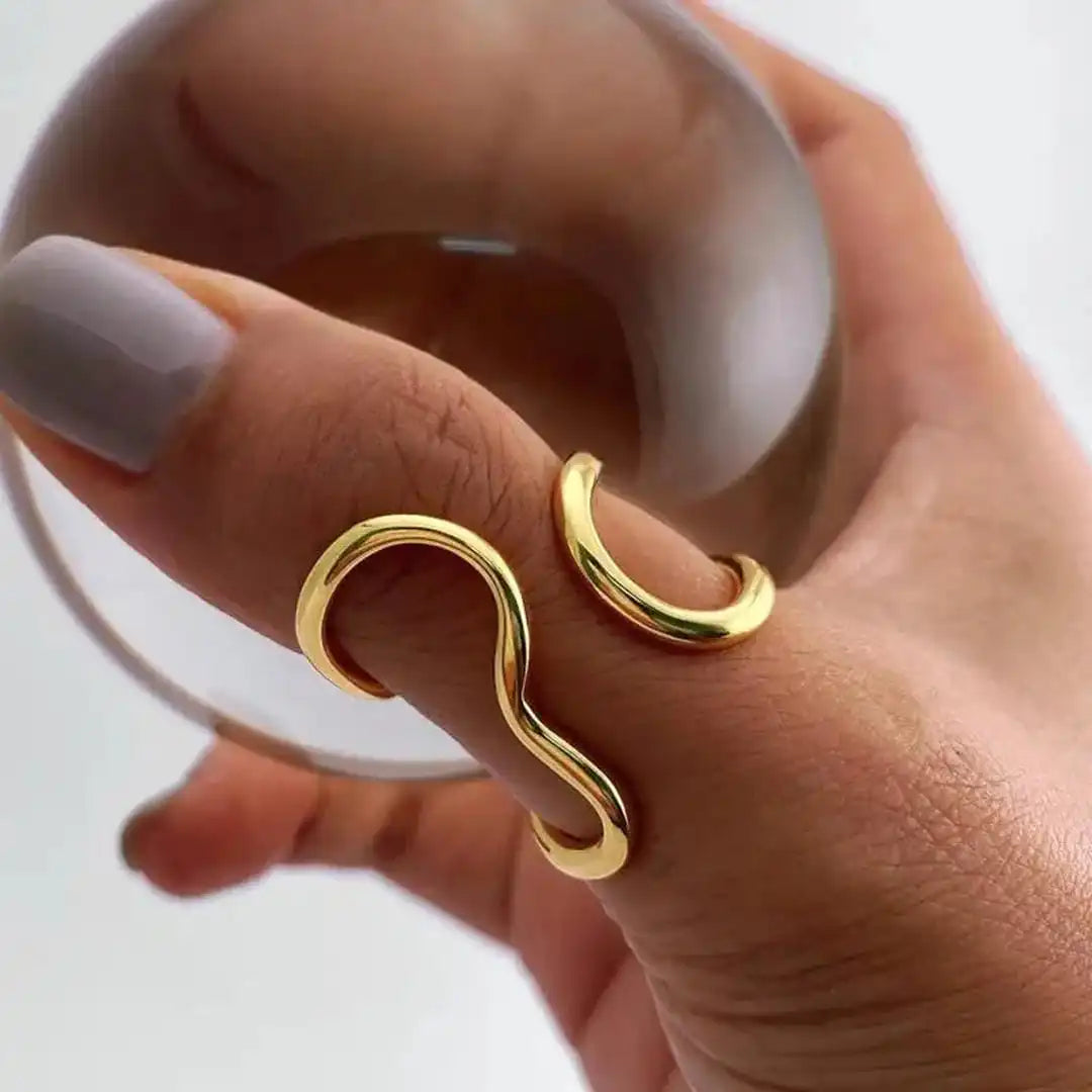 Anillo de Encantamiento Dorado Ajustable