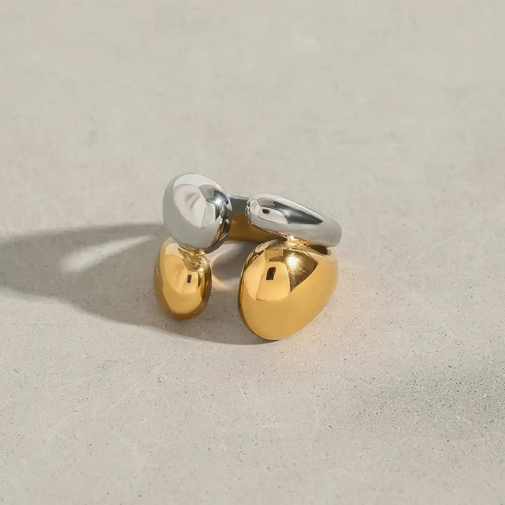 Anillo apilable de oro y plata bicolor