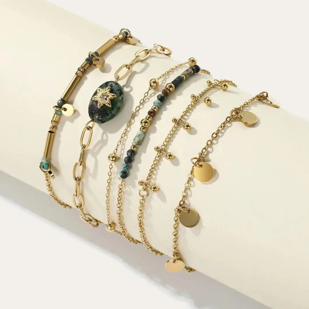 Juego de pulseras de oro con turquesa volcánica
