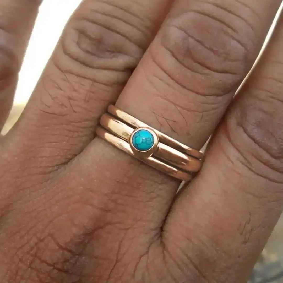 Anillo bohemio de capas con piedra turquesa
