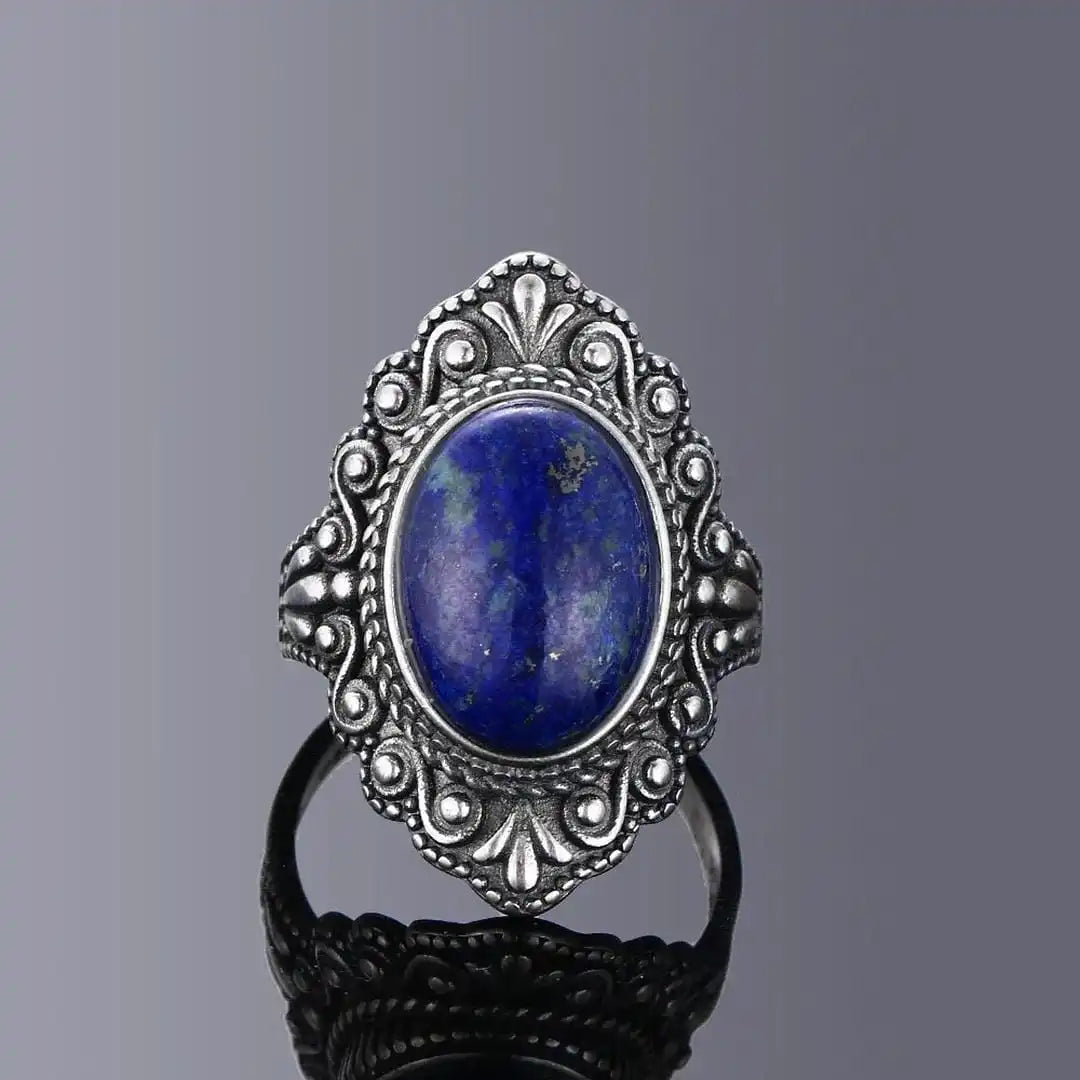 Anillo Ovalado Ornamentado de Plata Clásico