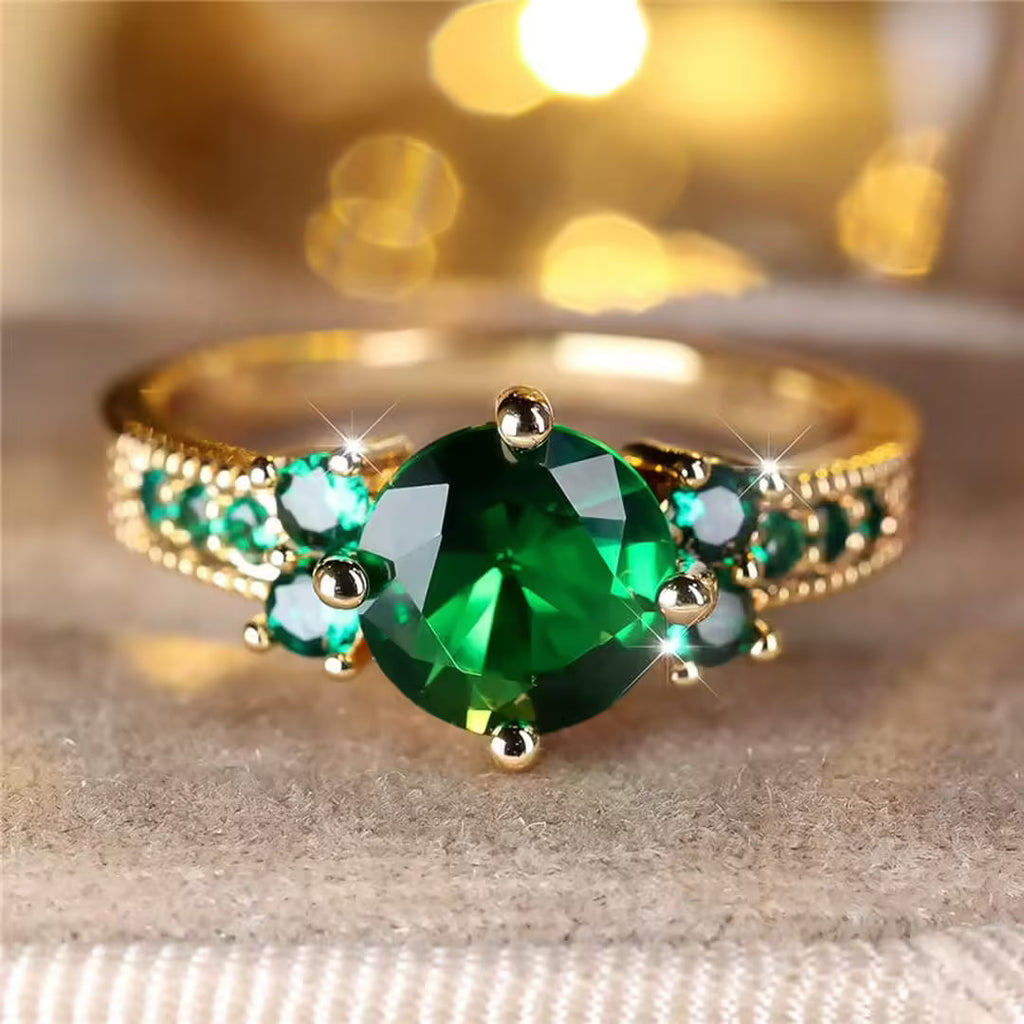 Elegante banda de oro esmeralda vintage