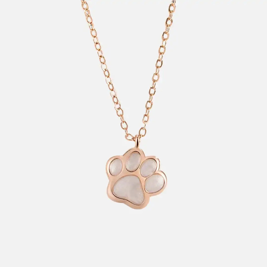 Collar de oro rosa con dije de pata