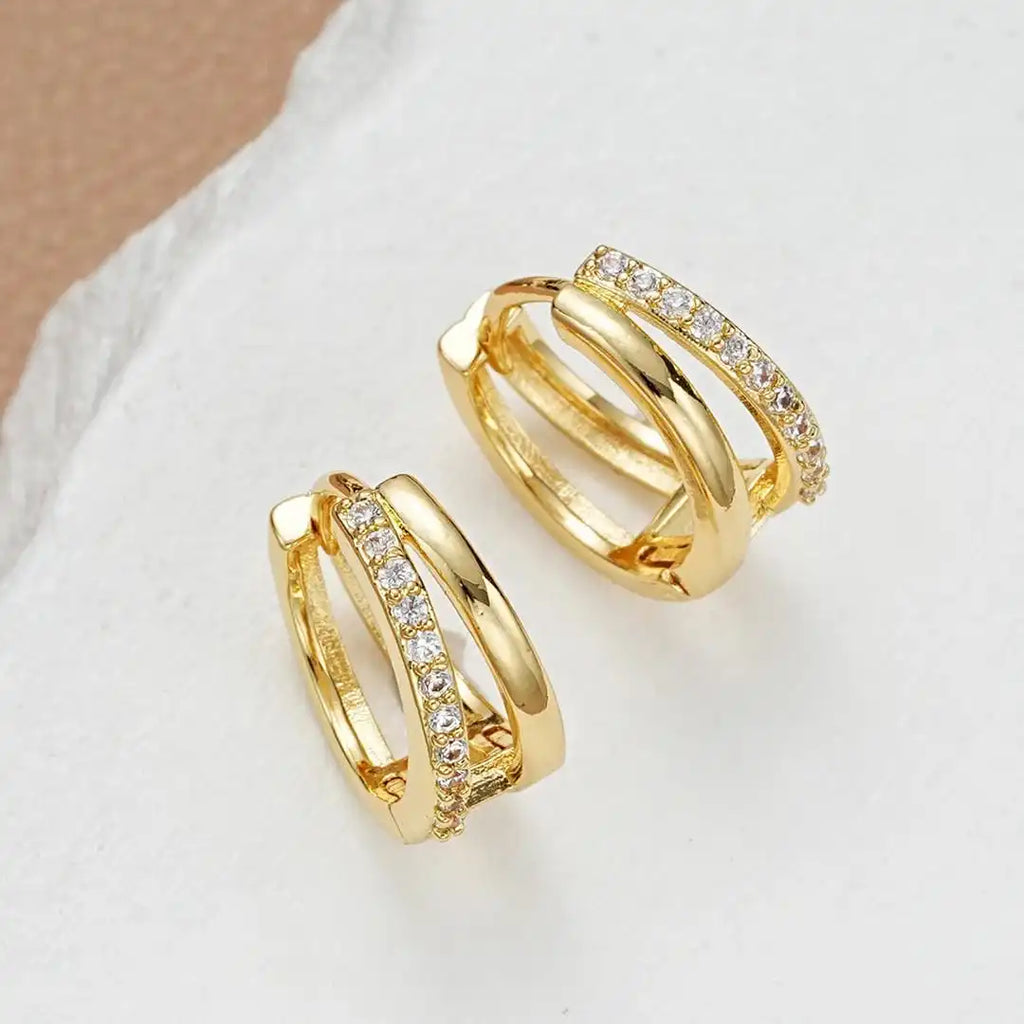 Pendientes de Aro de Oro Atemporales con Circonitas