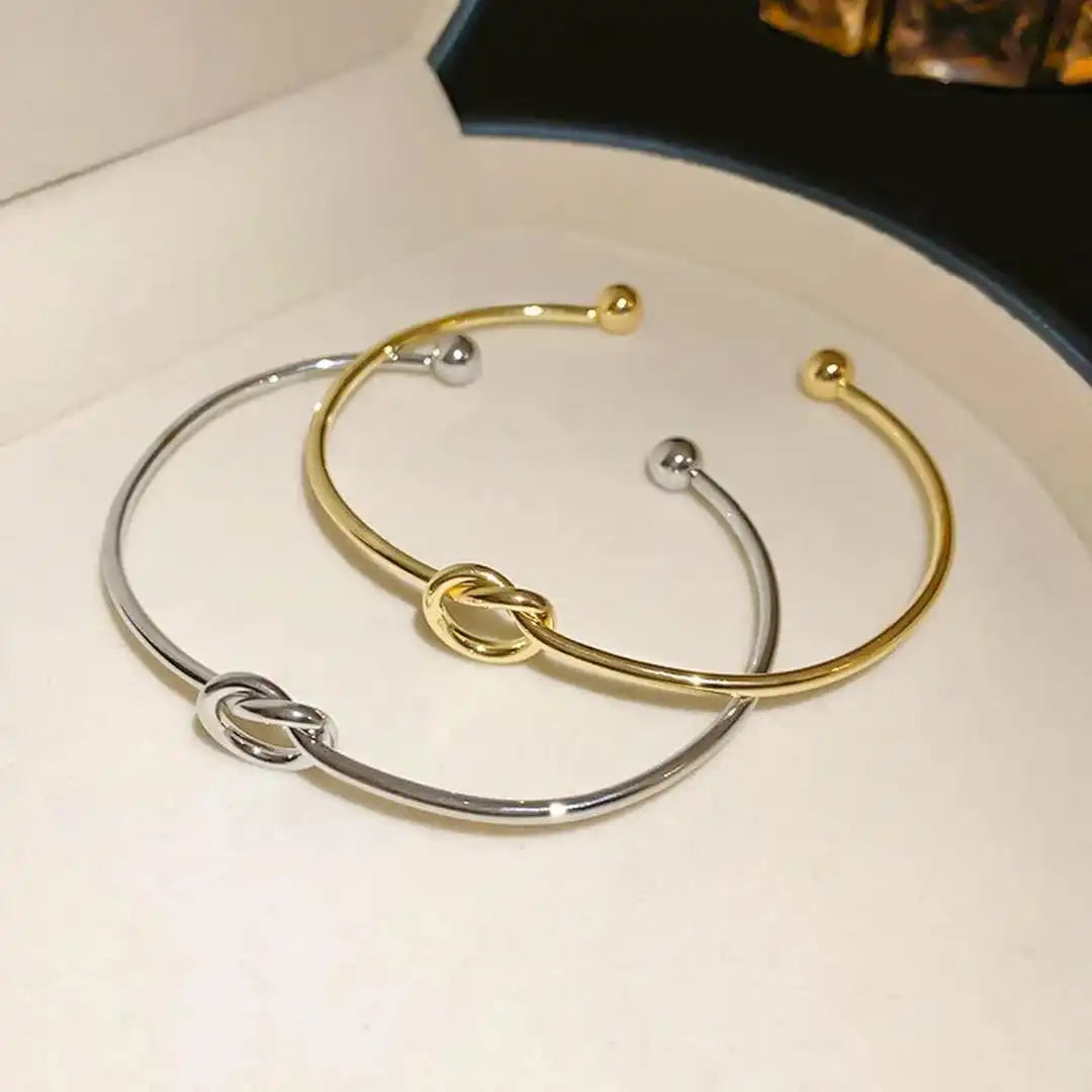 Pulsera Ajustable Nudo Dorado