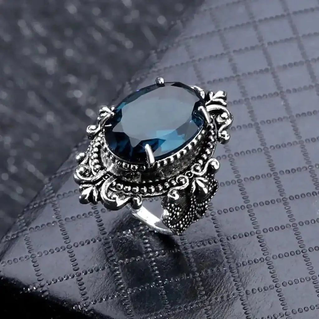 Anillo de circonita azul ovalado de plata vintage