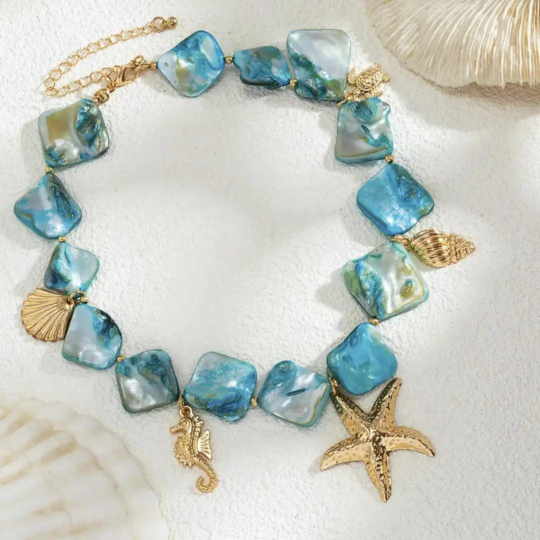 Collar con colgante de estrella de mar de piedra bohemia