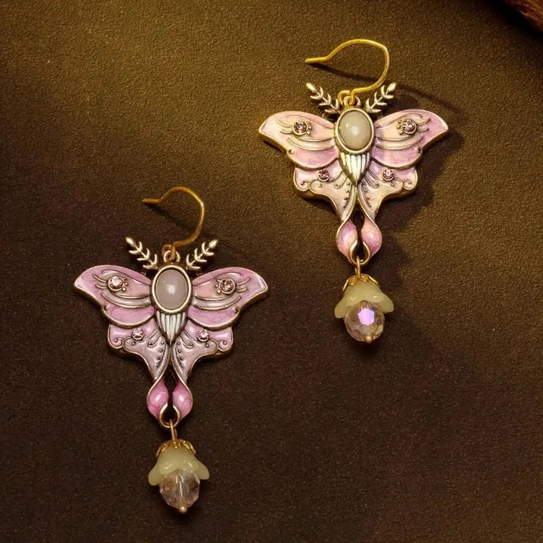 Pendientes clásicos colgantes de mariposa rosa