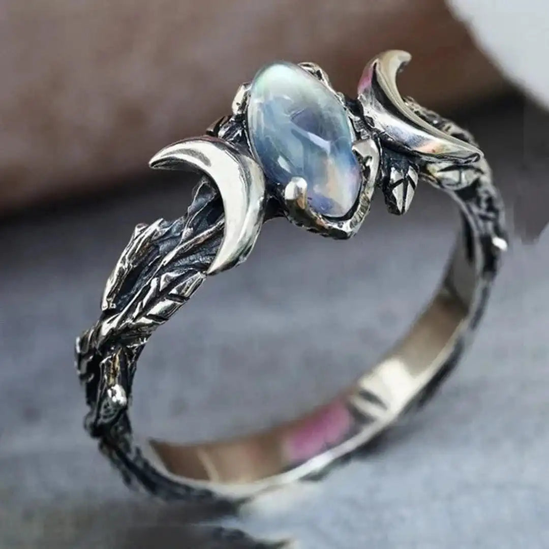 Anillo de piedra lunar vintage bohemio