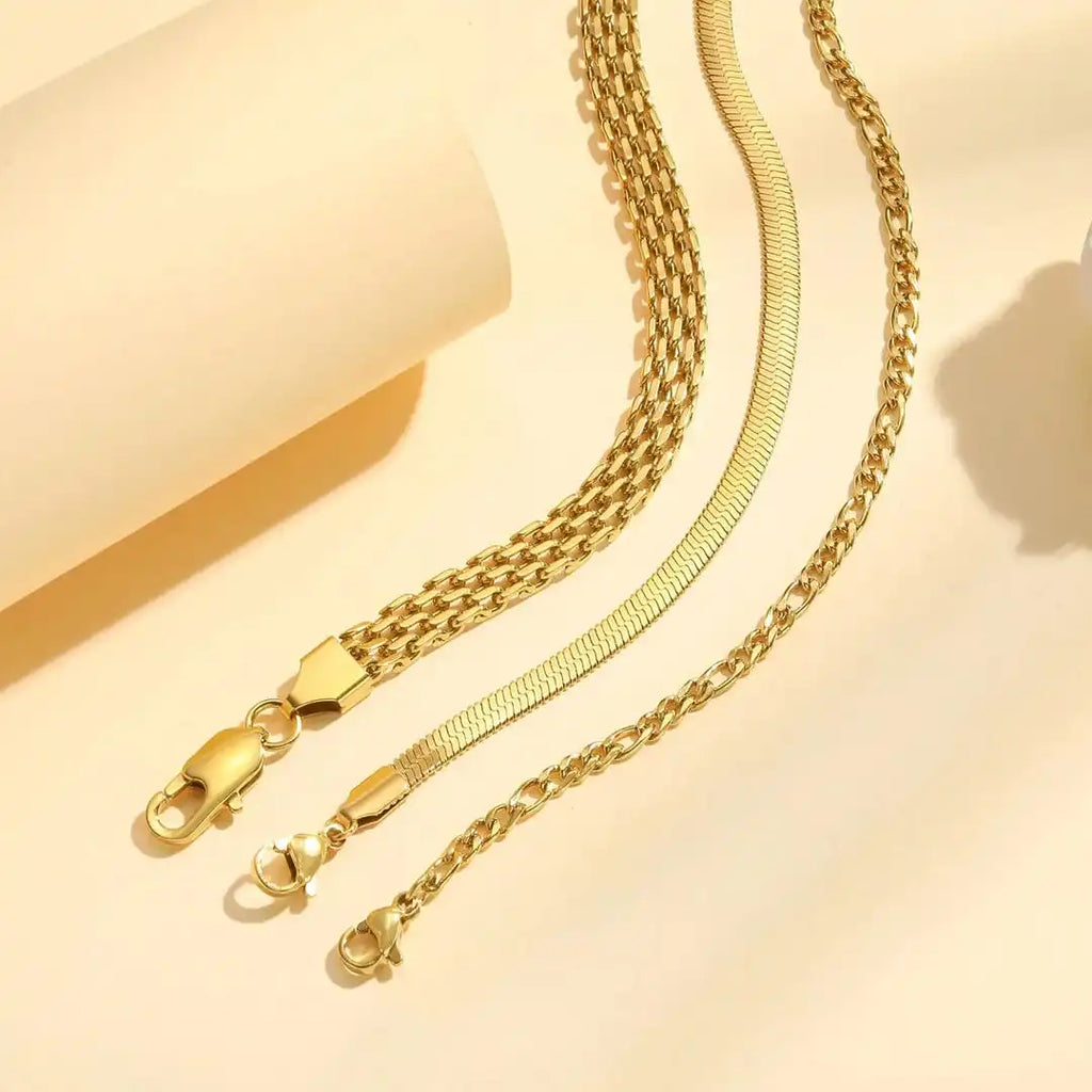 Juego de pulseras apilables de perlas doradas