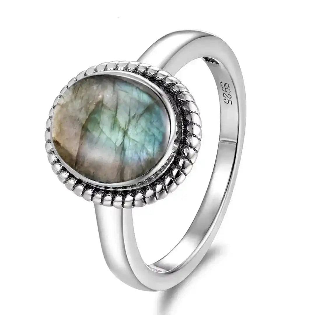 Anillo Ovalado de Cuerda Plateada Clásica