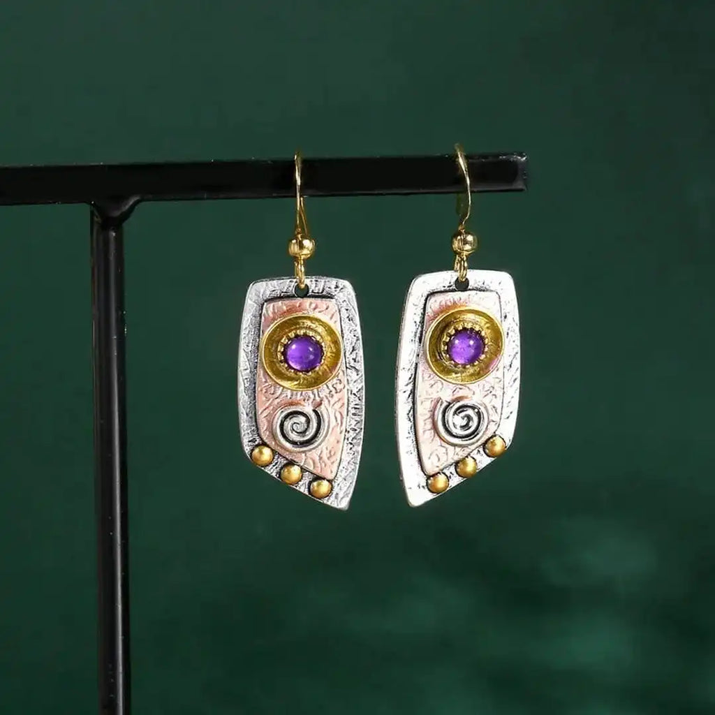 Pendientes bohemios de tres tonos con piedras preciosas
