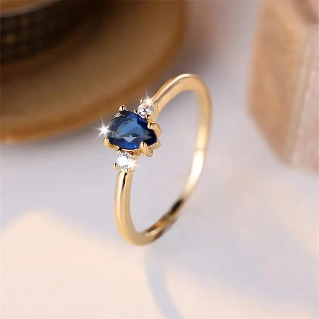 Anillo Minimalista con Zafiro Real Talla Pera